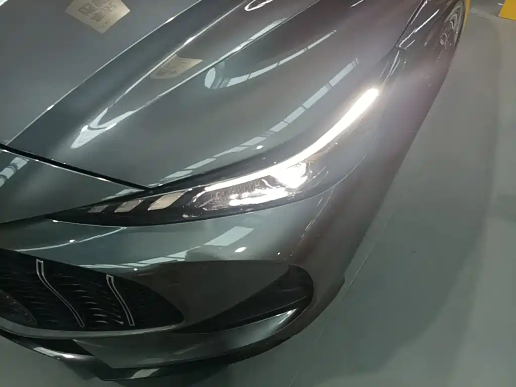 MG MG5 2024 2025 300TGI Global Flagship