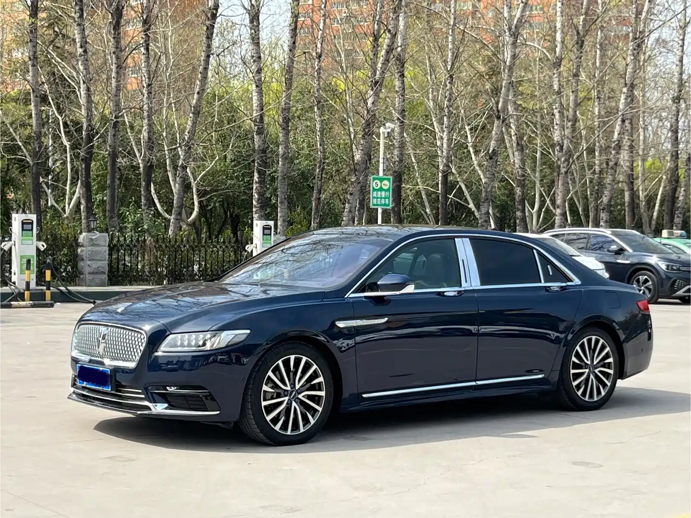 Lincoln Continental 2019 2.0T 2WD Zunyao Edition China VI фото 4