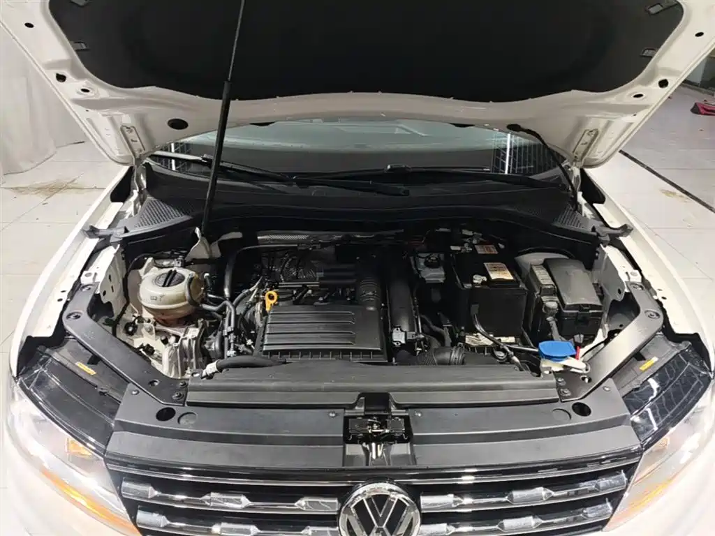 Volkswagen Tiguan L 2018 280TSI Automatic 2WD Comfort фото 20