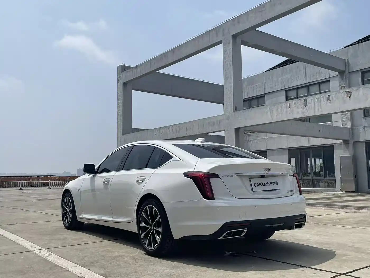 CADILLAC CT5