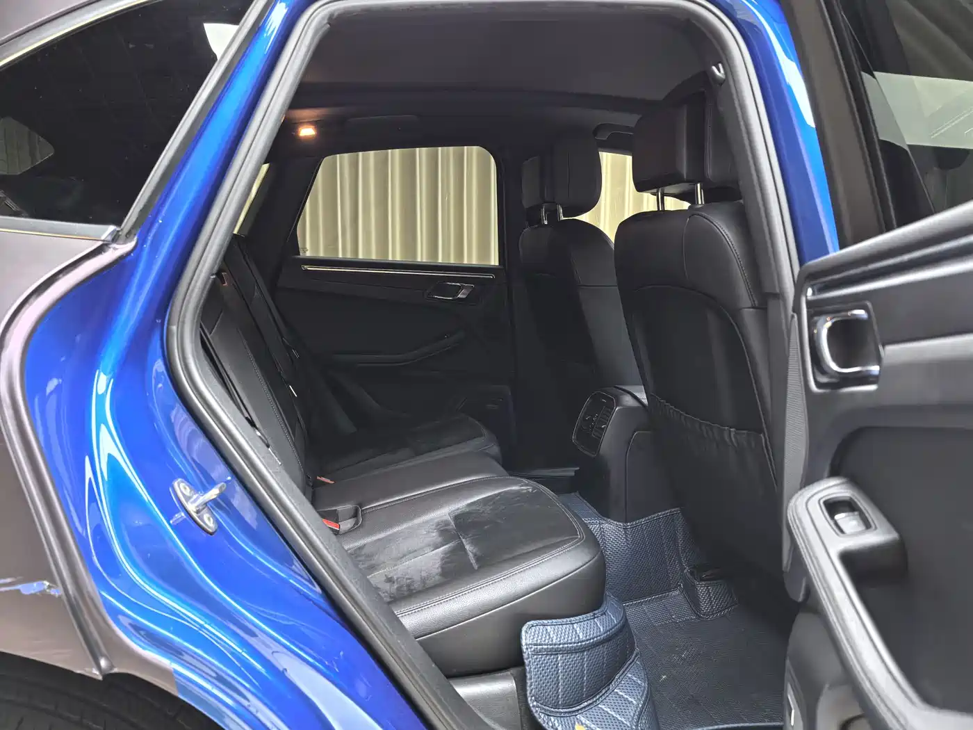 Porsche Macan 2016 Macan 2.0T фото 7