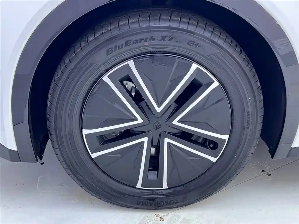 Toyota bZ5 2025 550 JOY фото 11