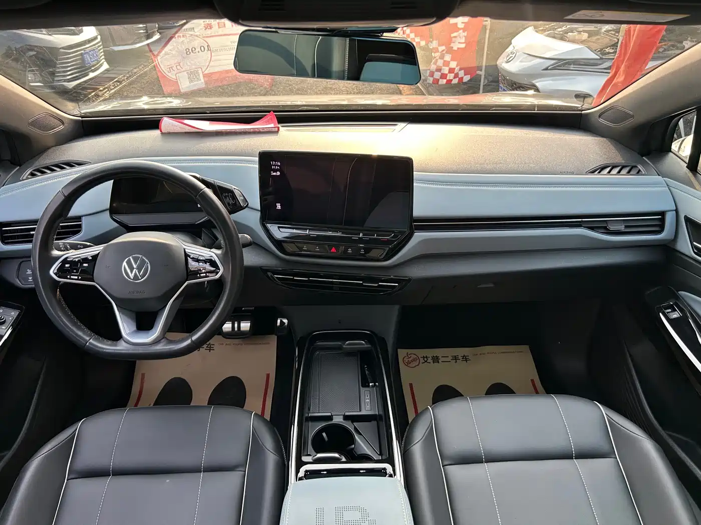 Volkswagen ID.4 X 2022 Pure Long Range Edition фото 9