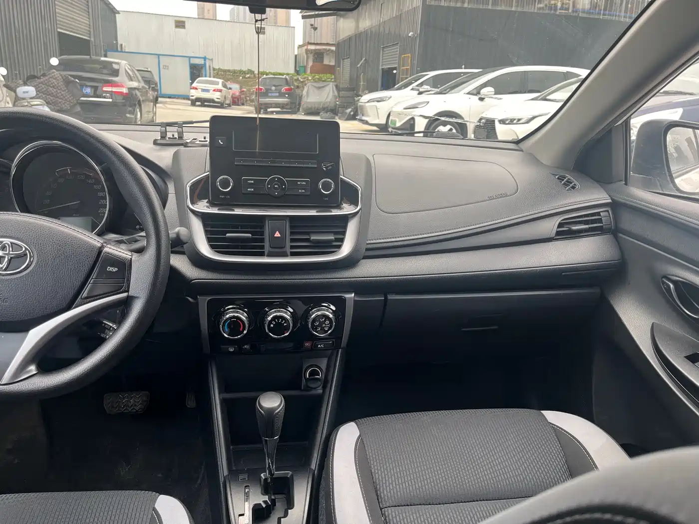 Toyota YARiS L Zhi Xuan 2022 Zhi Xuan X 1.5L CVT Leading PLUS Edition фото 8