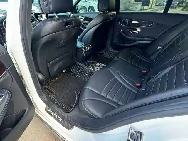 Mercedes-Benz C-Class 2015 Facelift C 200 L фото 5
