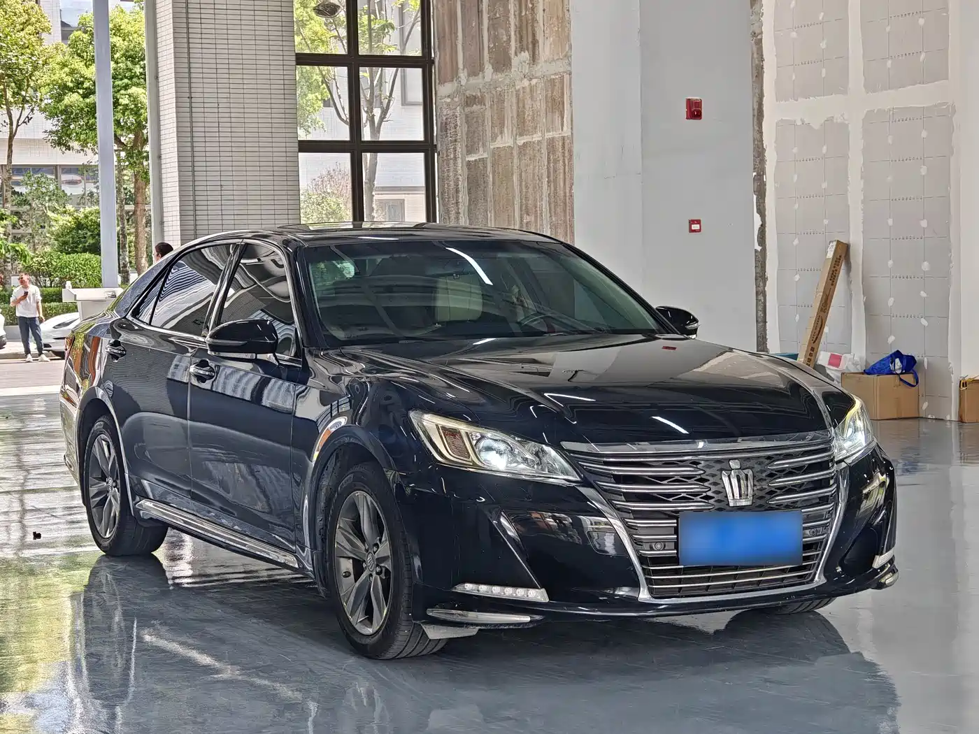 Toyota Crown 2015 2.0T Fashion фото 3