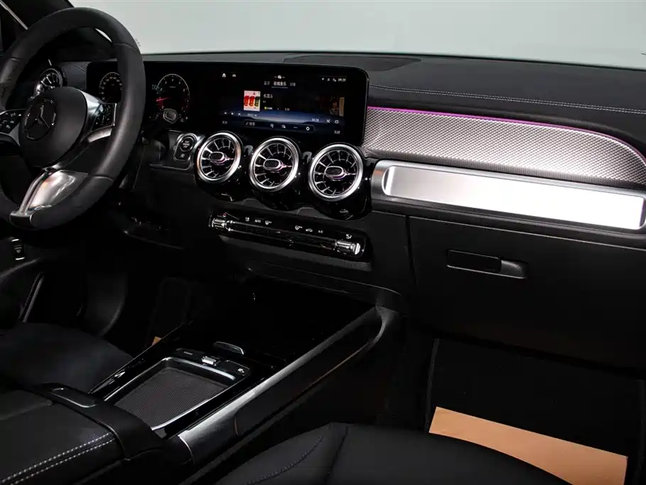 Mercedes-Benz GLB 2024 GLB 200 Dynamic фото 22