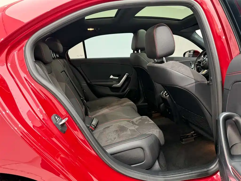 MERCEDES-BENZ A CLASS