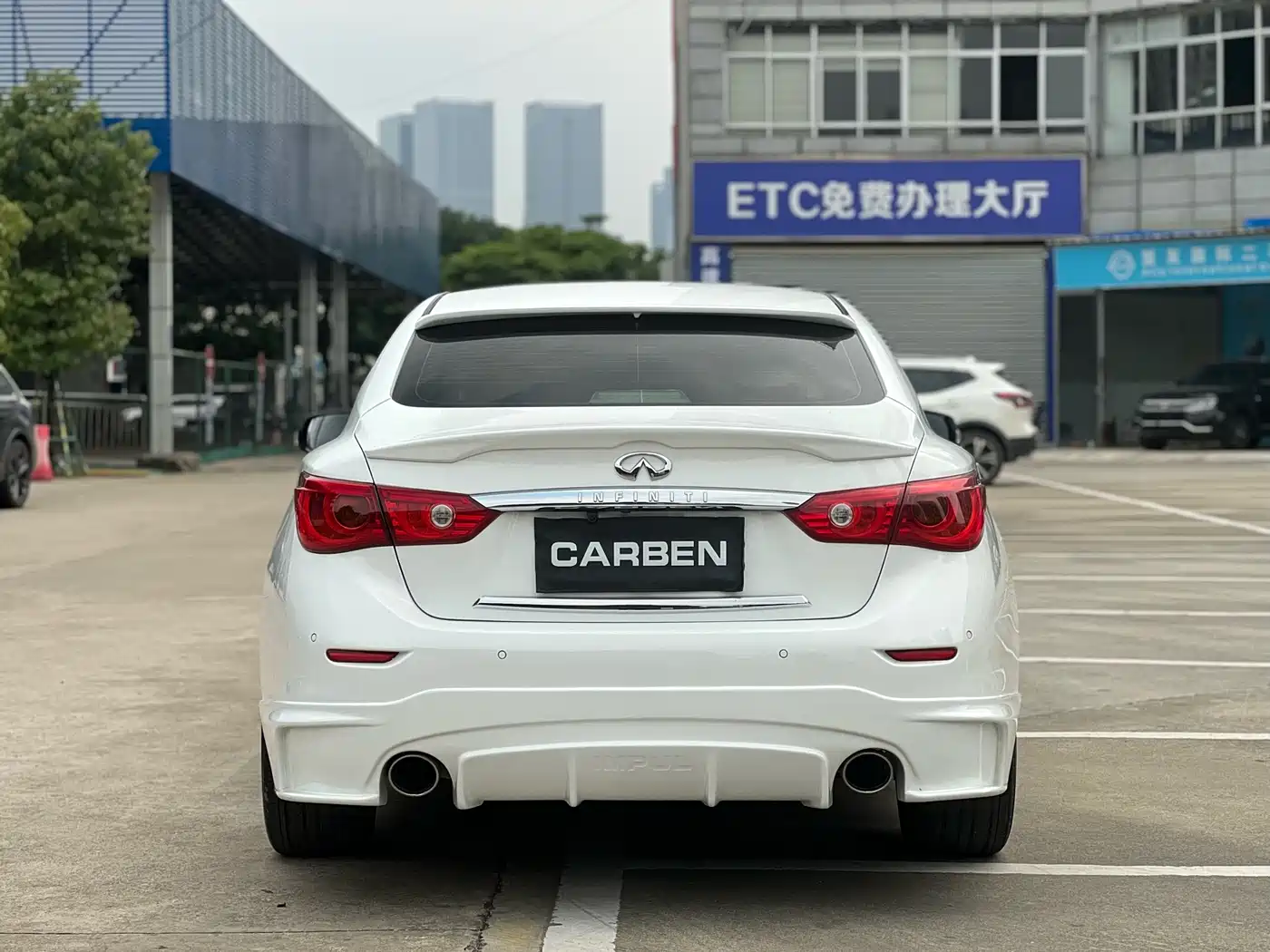 Infiniti Q50 2015 2014 3.7L Luxury Sport