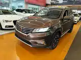 Фото 2 - Roewe RX5