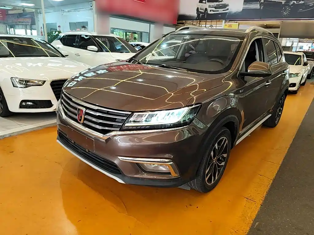 Фото 2 - Roewe RX5