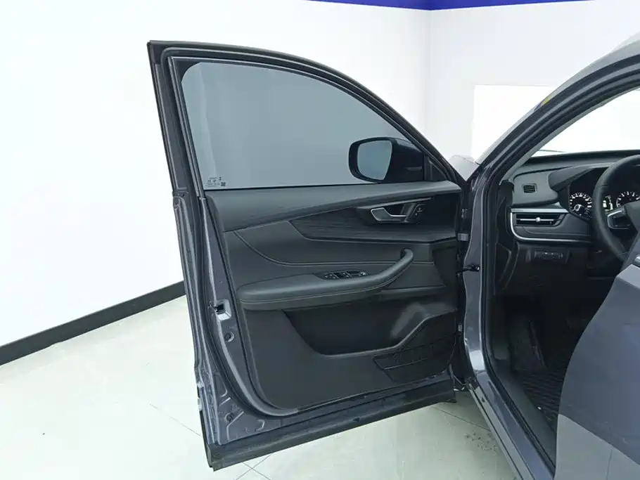 Chery Tiggo 5x 2025 2025 1.5L CVT Excellence Edition