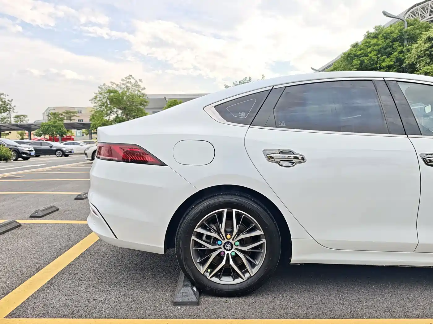 Фото 21 - BYD Qin PLUS