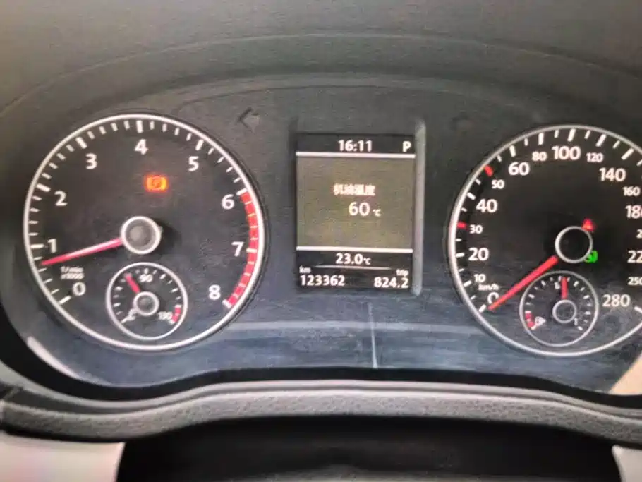 Volkswagen Passat 2012 2011 1.8TSI Automatic Premium Edition