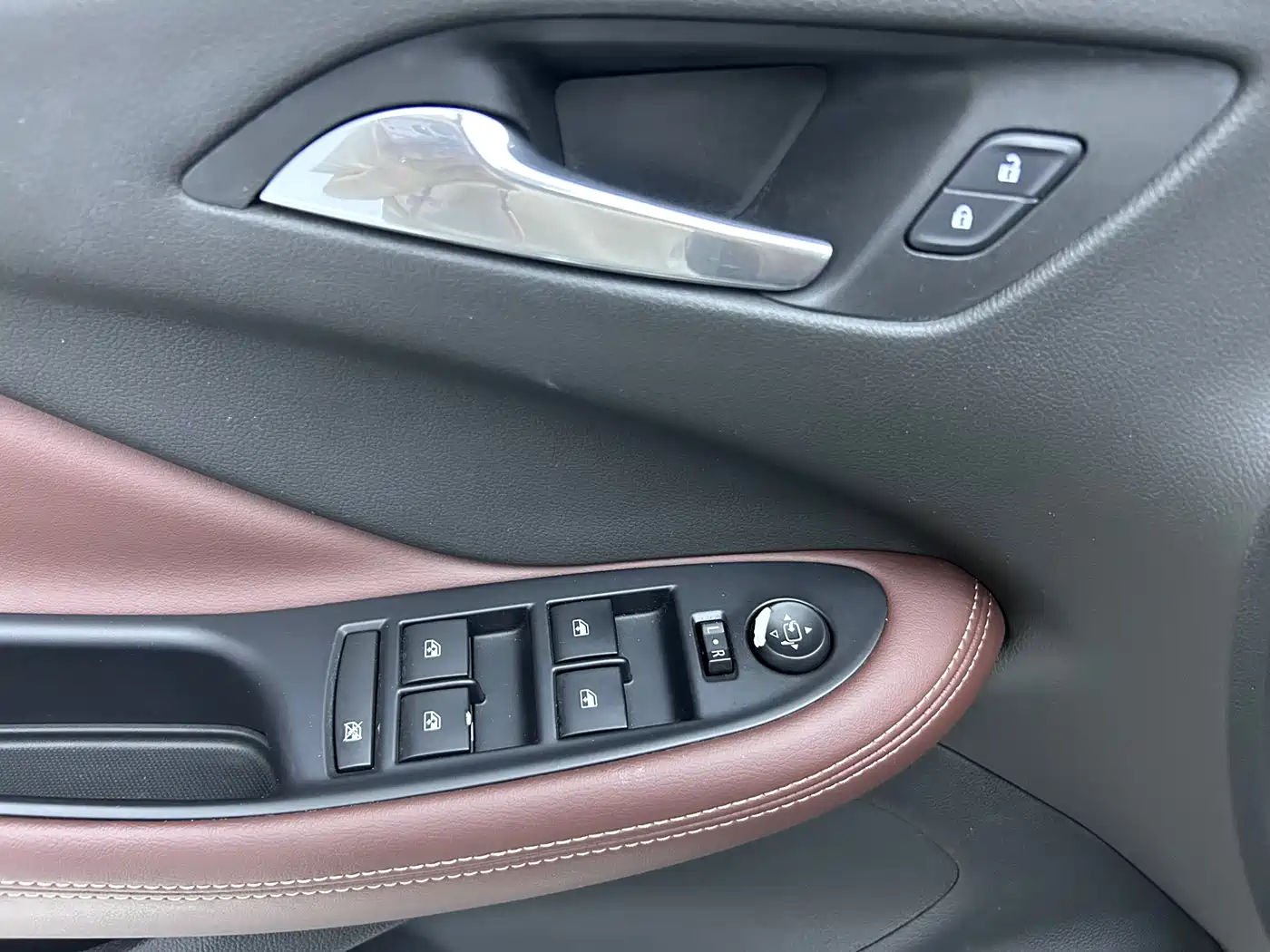 Buick Envision Plus 2016 20T 2WD Elite фото 12