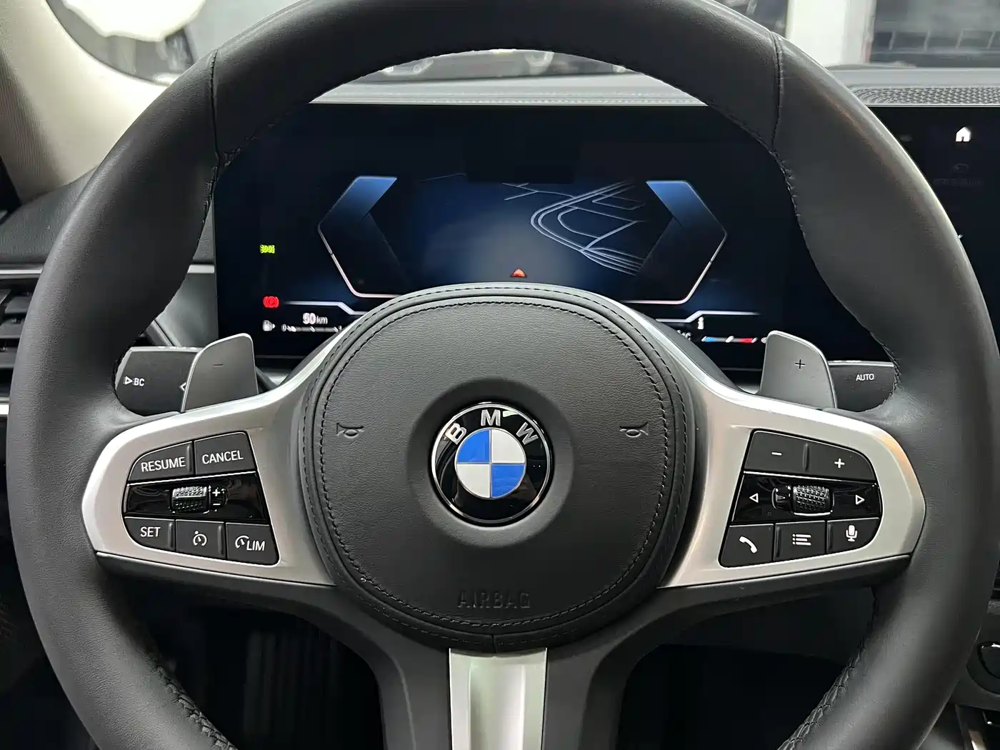 BMW 3 Series 2023 320Li M Sport Package фото 7