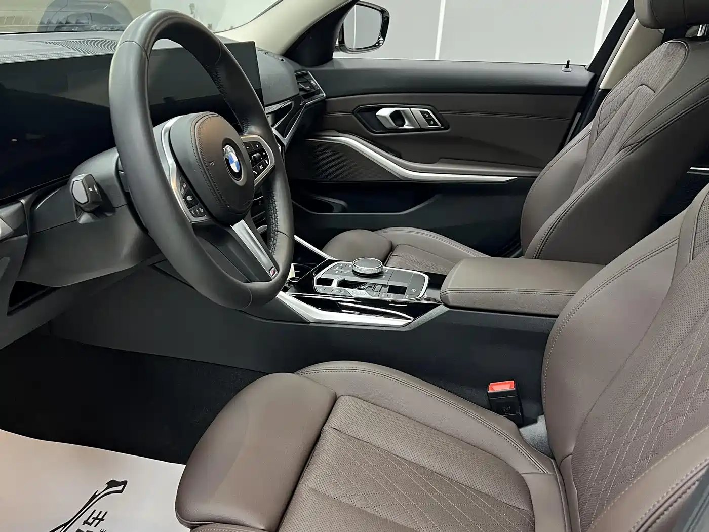 BMW 3 Series 2023 320Li M Sport Package фото 23