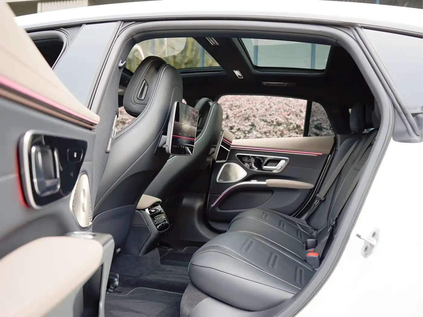 MERCEDES-BENZ EQS AMG