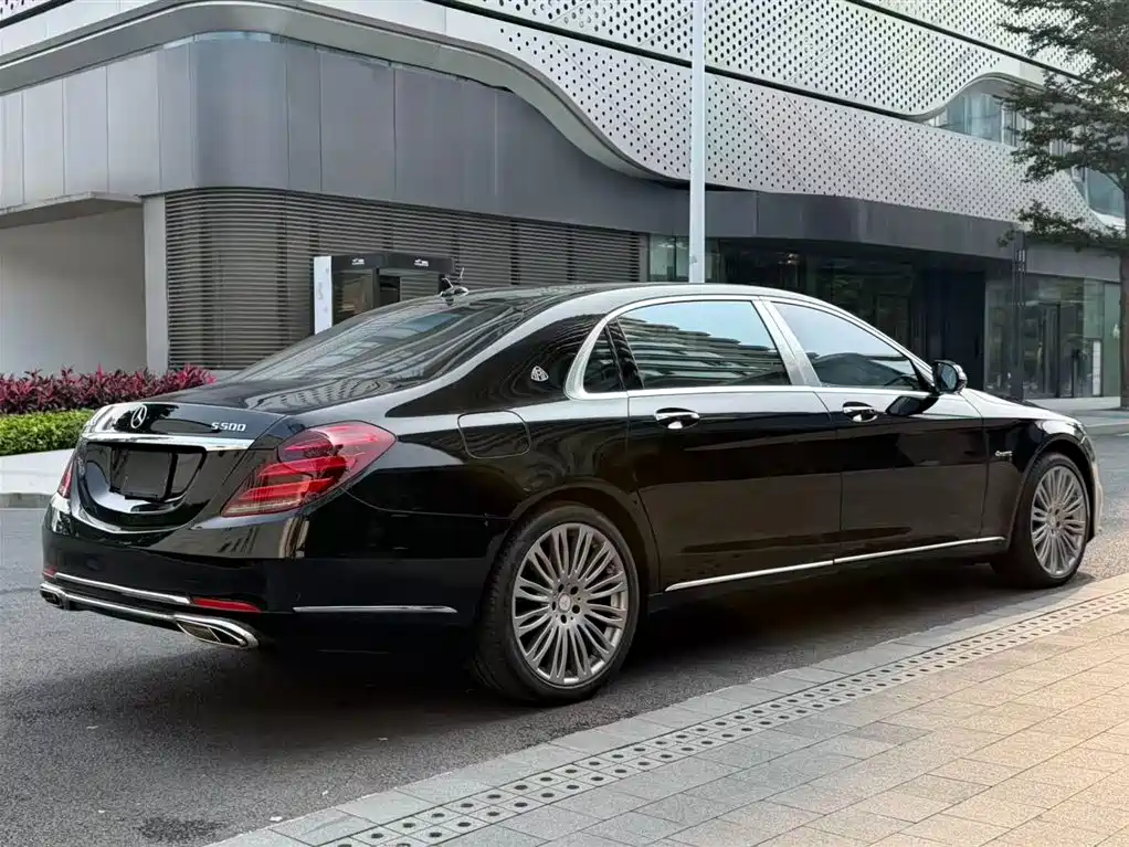 Mercedes-Benz Maybach S-Class 2015 S 500 4MATIC фото 9