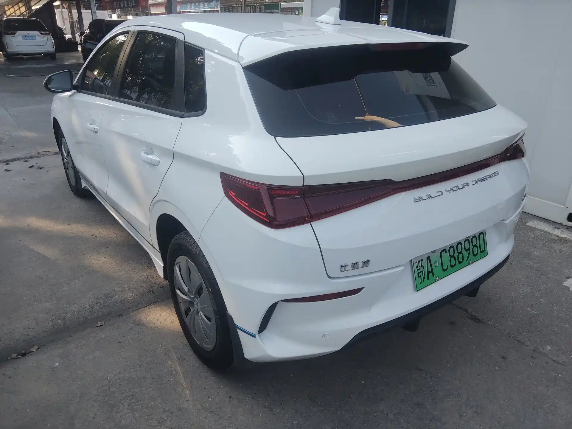 Фото 9 - BYD e2
