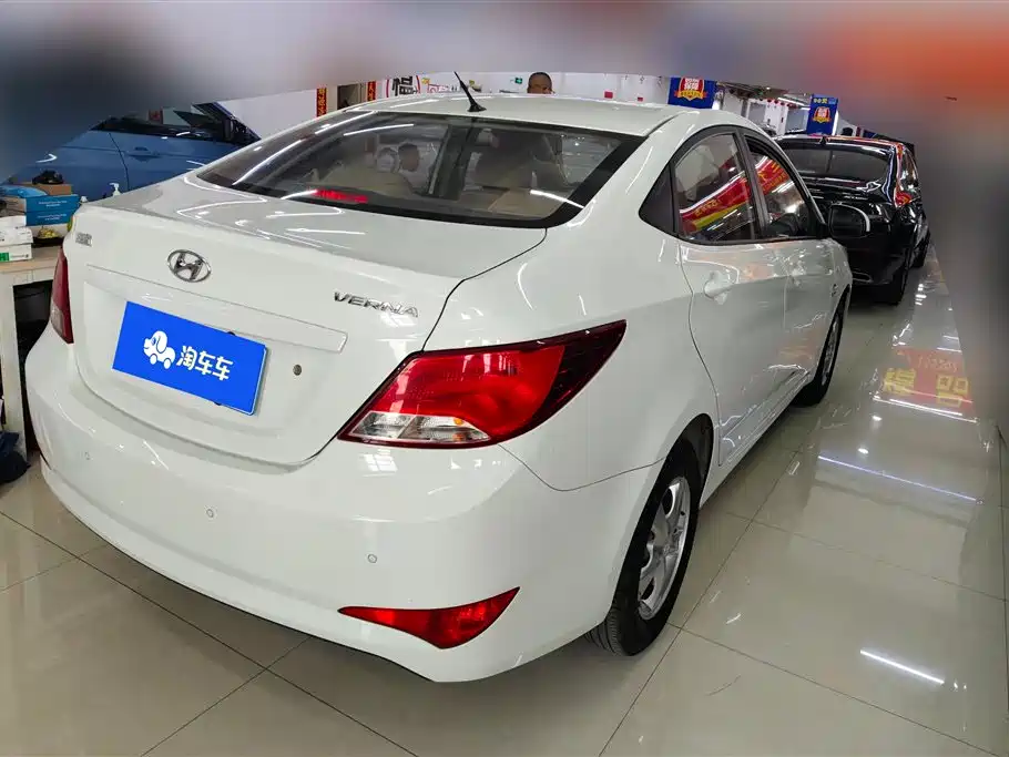 Hyundai Verna 2016 1.4L Automatic Leading GLX фото 3