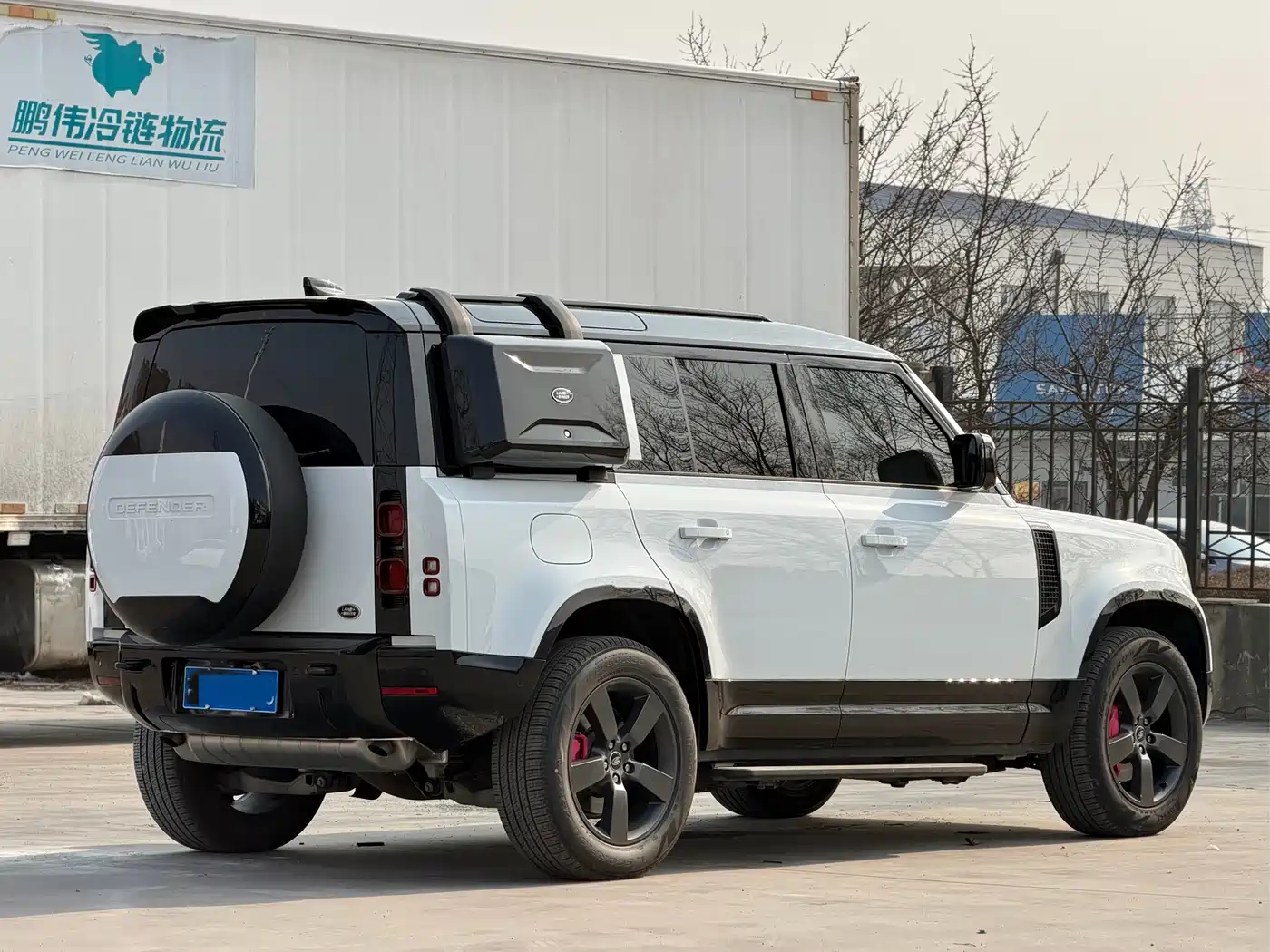 Land Rover Defender 2024 110 3.0T P400 X-DYNAMIC HSE фото 6