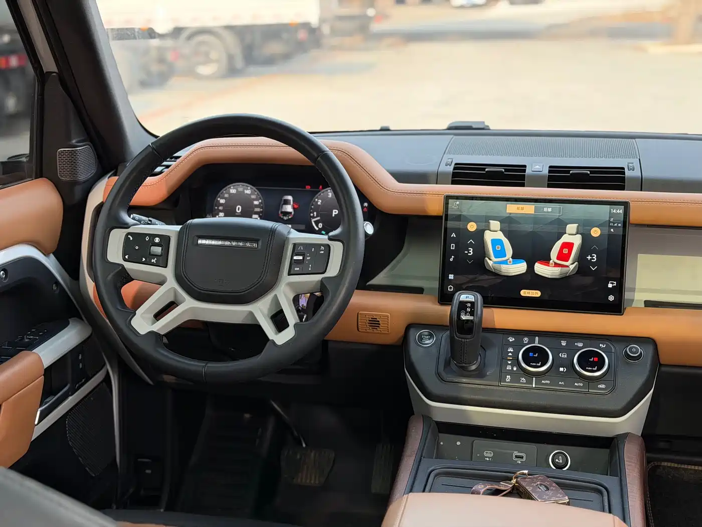 Land Rover Defender 2024 110 3.0T P400 X-DYNAMIC HSE фото 12