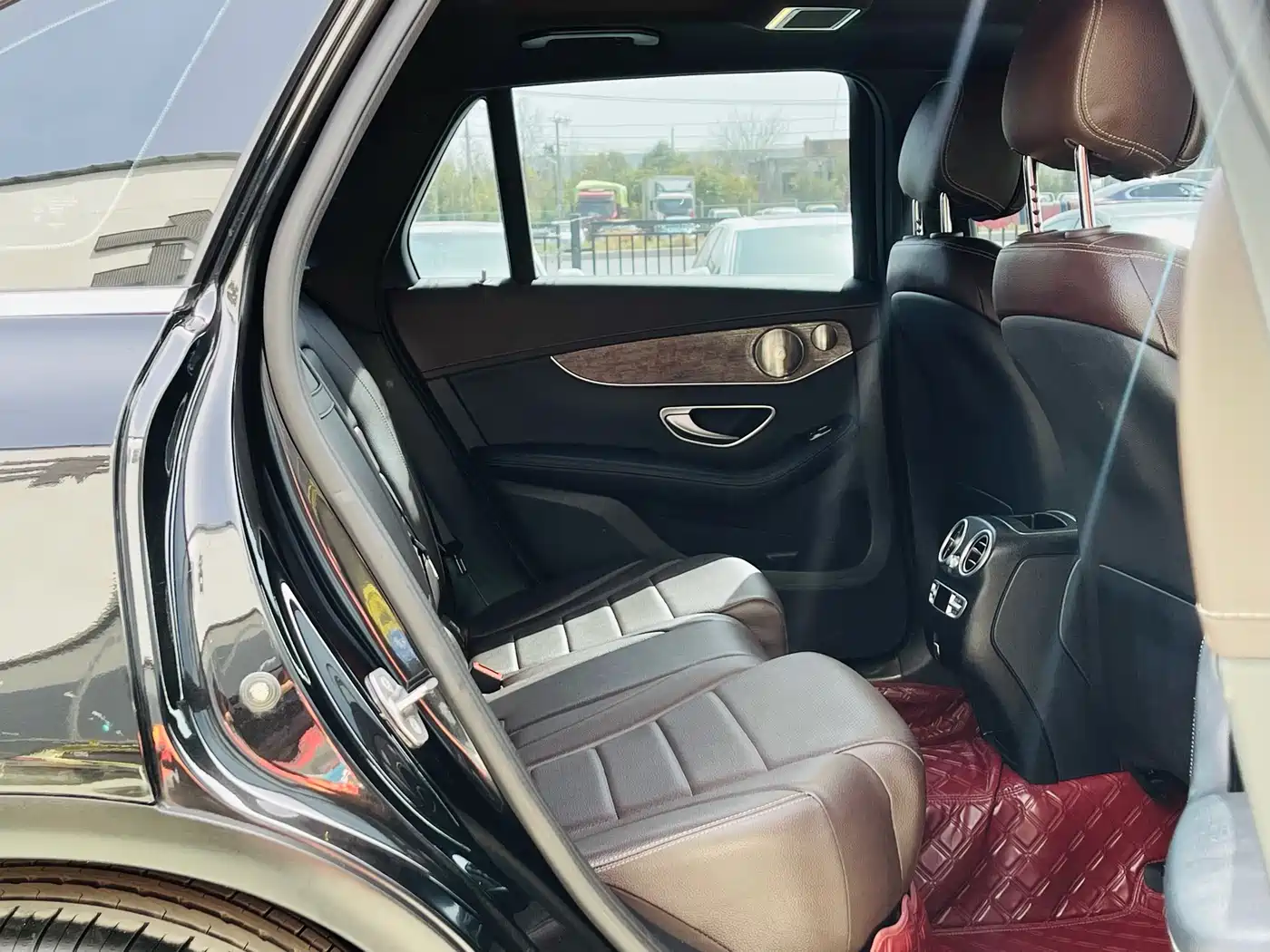 Mercedes-Benz GLC 2021 GLC 300 L 4MATIC Sporty фото 12