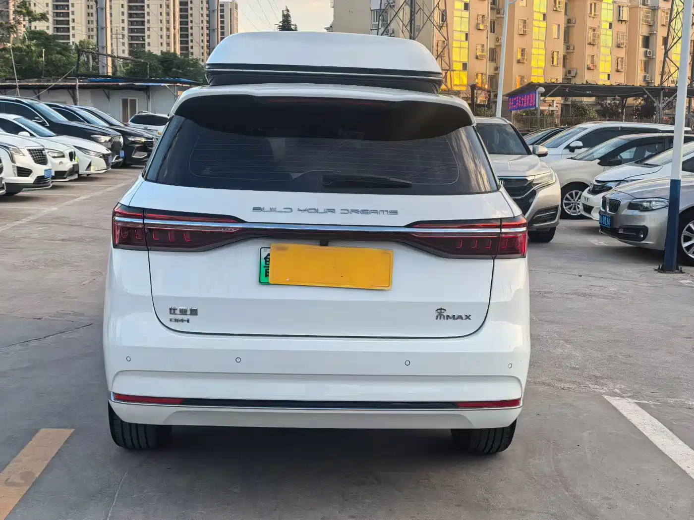 BYD Song MAX New Energy 2022 DM-i 105KM Executive Edition фото 5