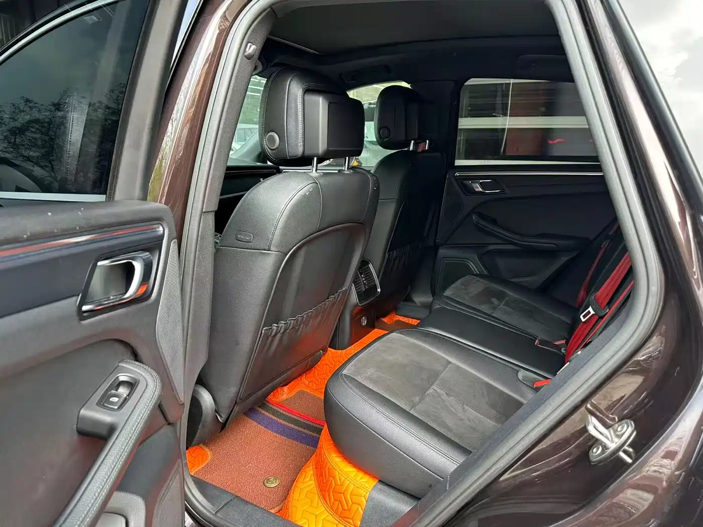 Porsche Macan 2018 Macan 2.0T фото 7