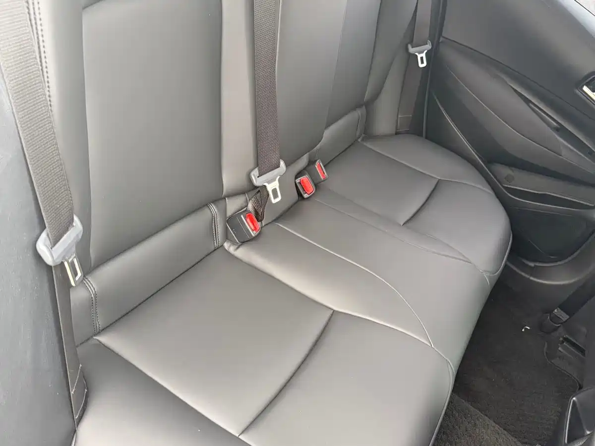 Toyota Corolla 2021 1.2T S-CVT Elite PLUS Edition фото 14