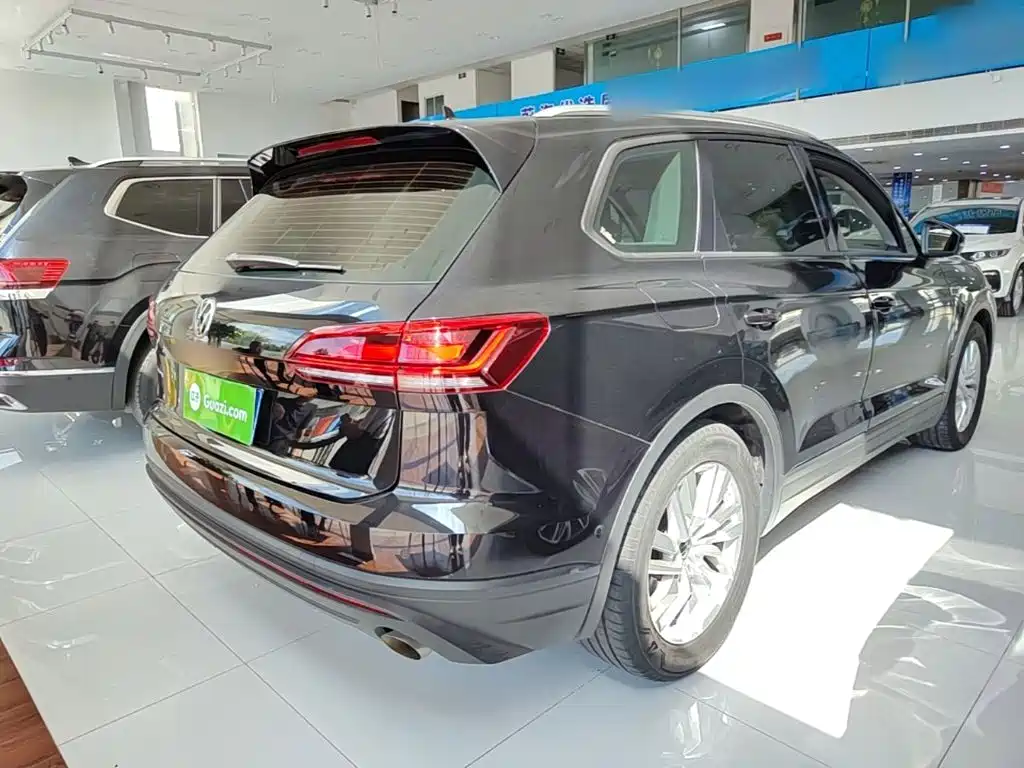 Volkswagen Touareg 2022 2021 2.0TSI Pilot Special Edition