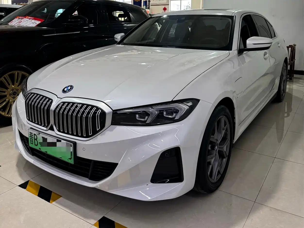 BMW i3 2024 eDrive 35 L