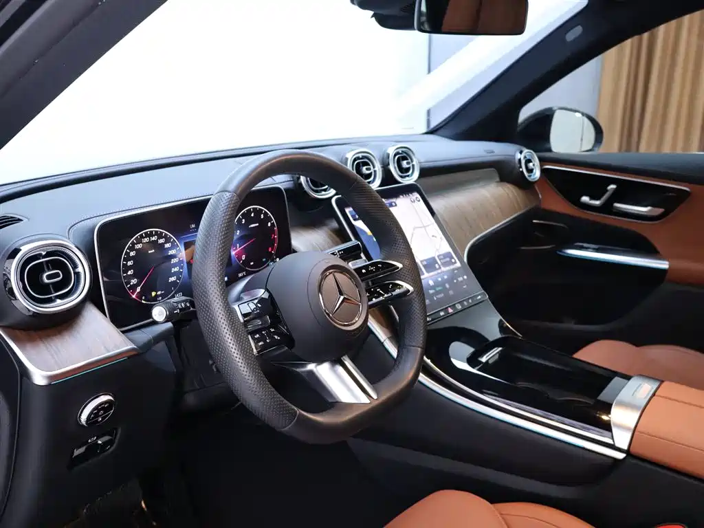 Mercedes-Benz GLC 2024 GLC 300 L 4MATIC Dynamic 5-seater фото 11