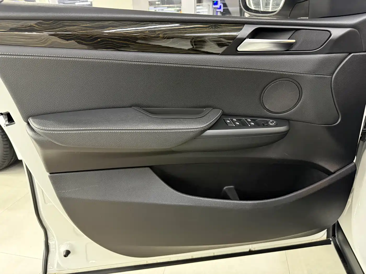 BMW X3 (Import) 2014 xDrive20i X Design Package фото 12