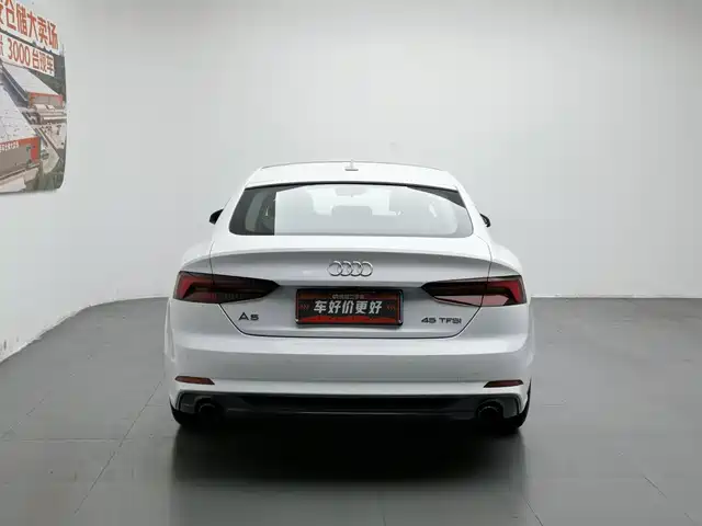 Audi A5 (Import) 2017 Sportback 45 TFSI Fashion — фото 4