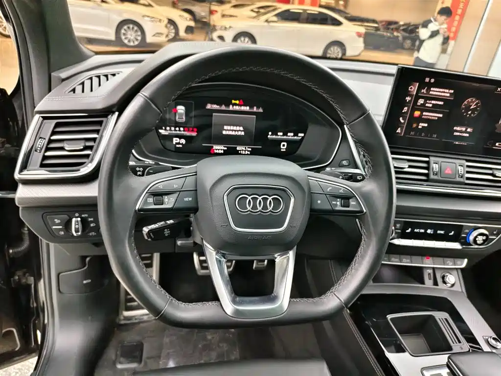 Audi Q5L 2023 40T Luxury Dynamic фото 7