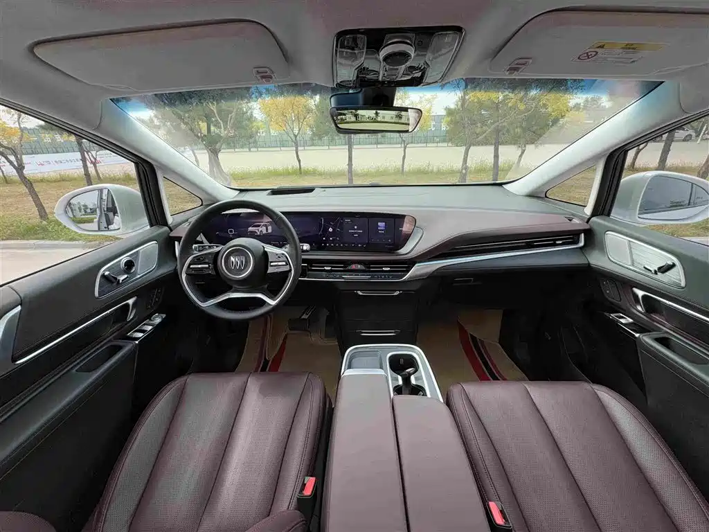 Buick Century 2024 2023 2.0T 7-Seater World Edition