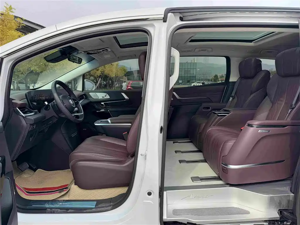 Buick Century 2024 2023 2.0T 7-Seater World Edition