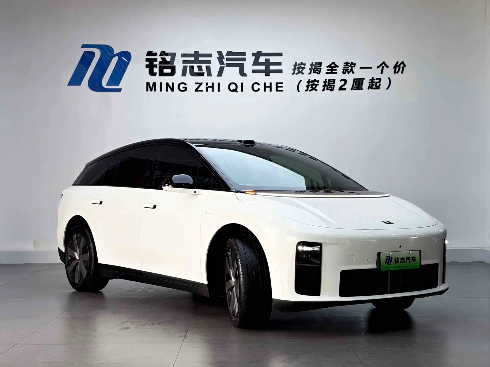 Фото 4 - Li Auto i6