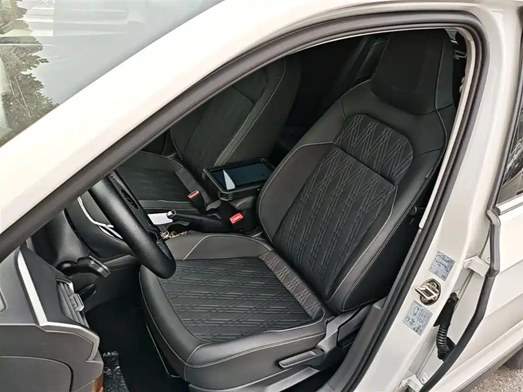 VOLKSWAGEN TU KAI