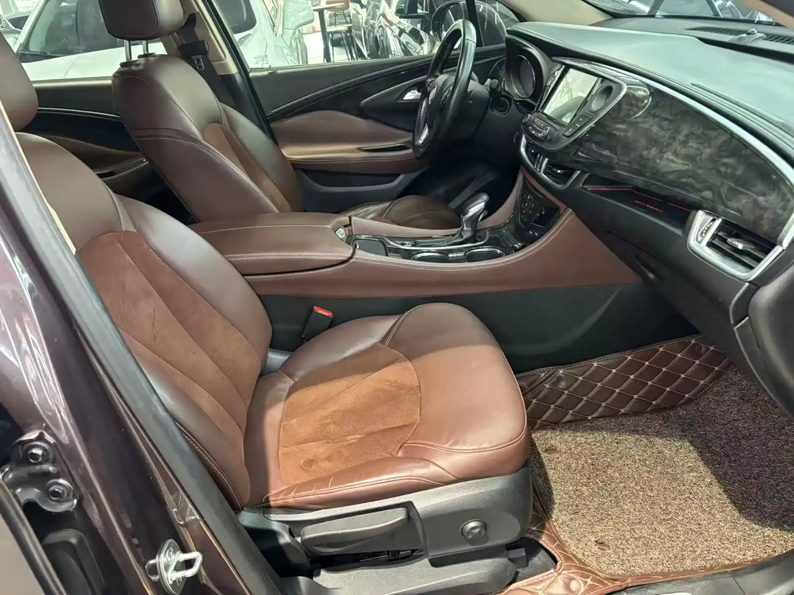 Фото 7 - Buick Envision Plus