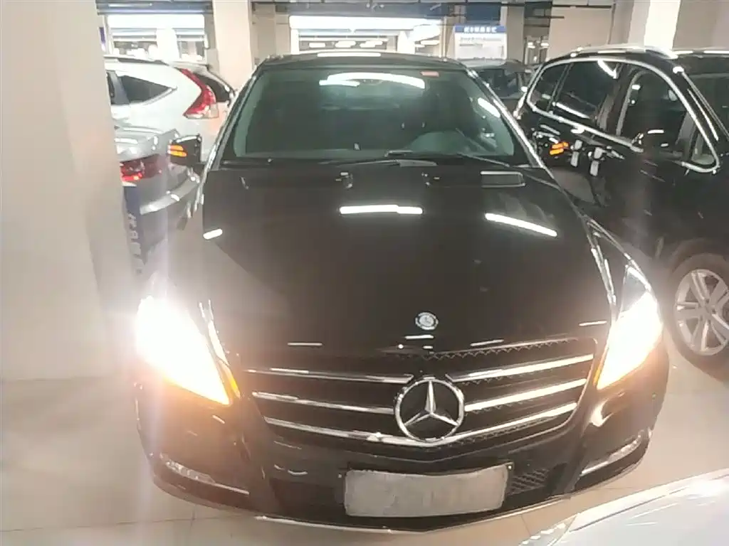 Mercedes-Benz R-Class 2015 R 320 4MATIC Luxury фото 3