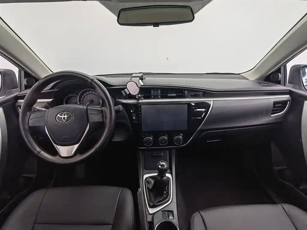 Toyota Corolla 2017 1.2T Manual GL фото 5