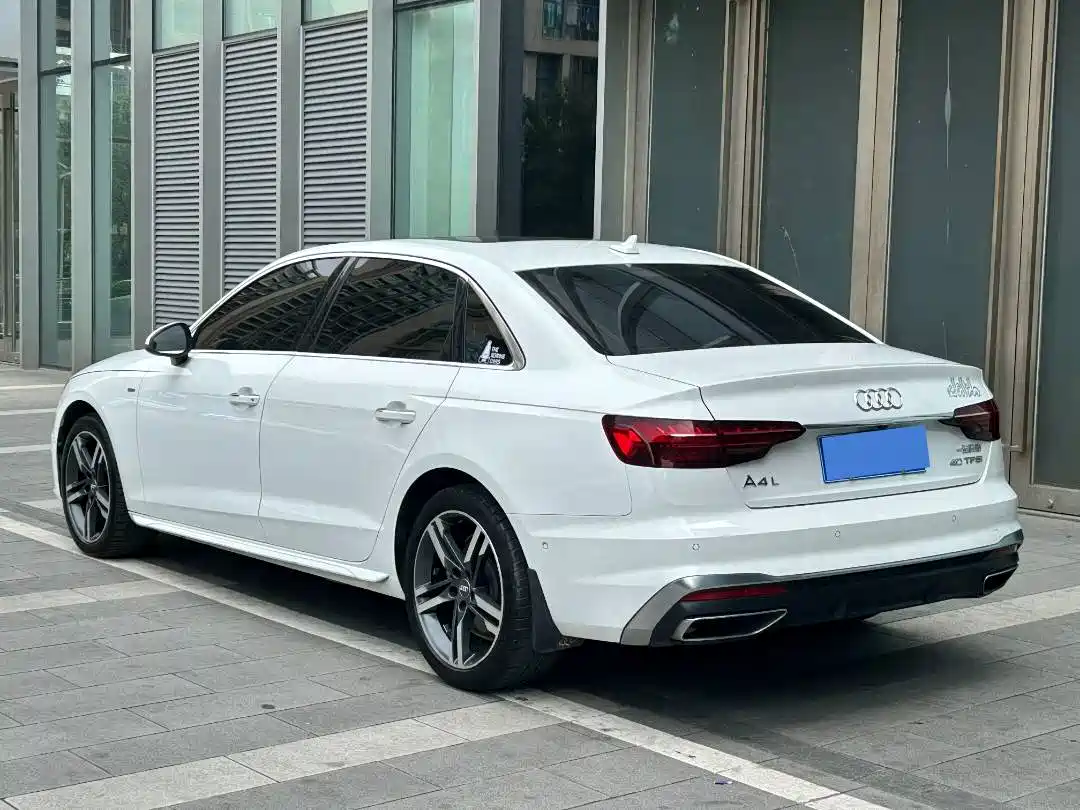 Audi A4L 2020 40 TFSI Fashion Dynamic Edition фото 4