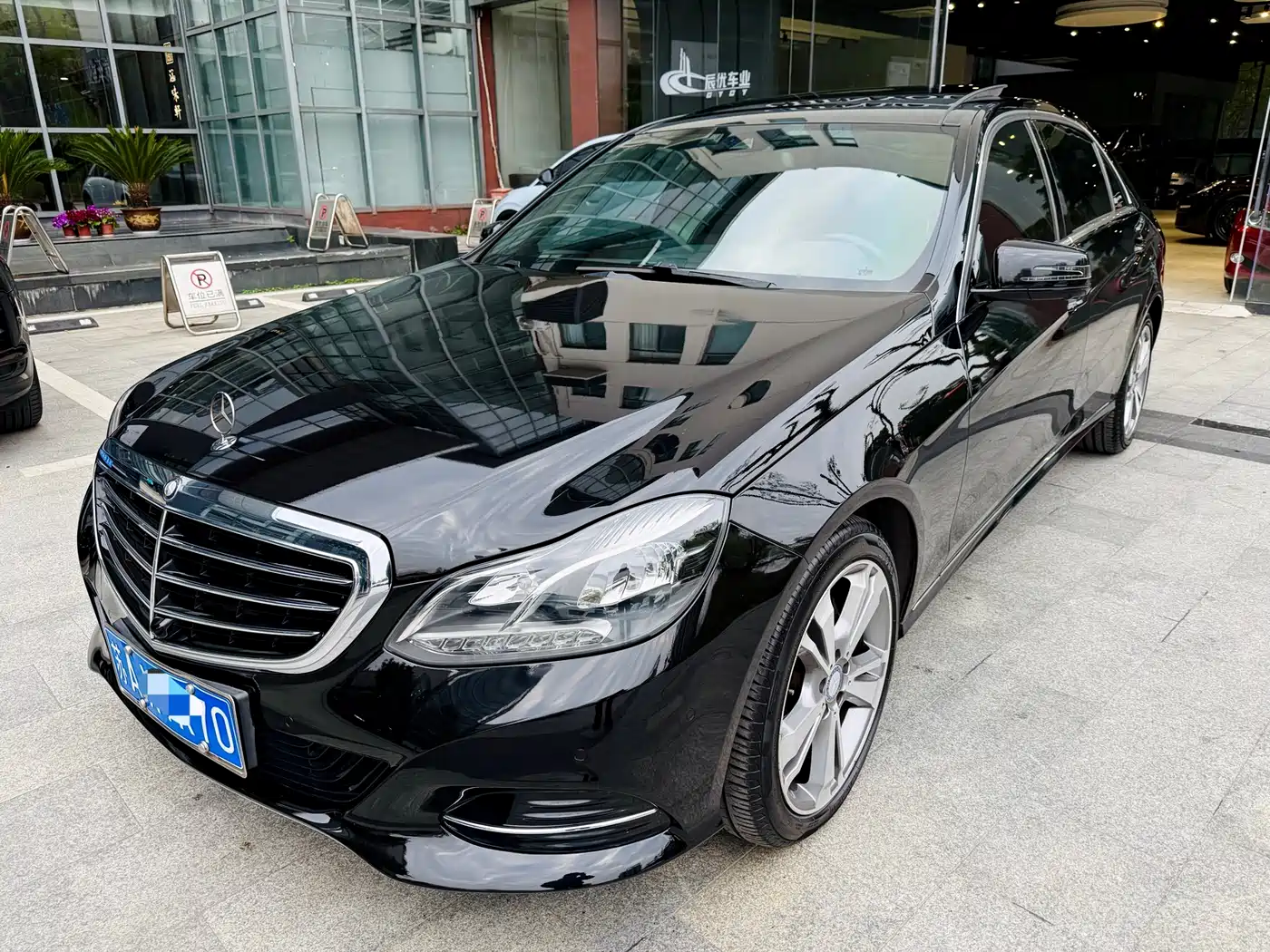 Mercedes-Benz E-Class 2015 E 320 L 4MATIC