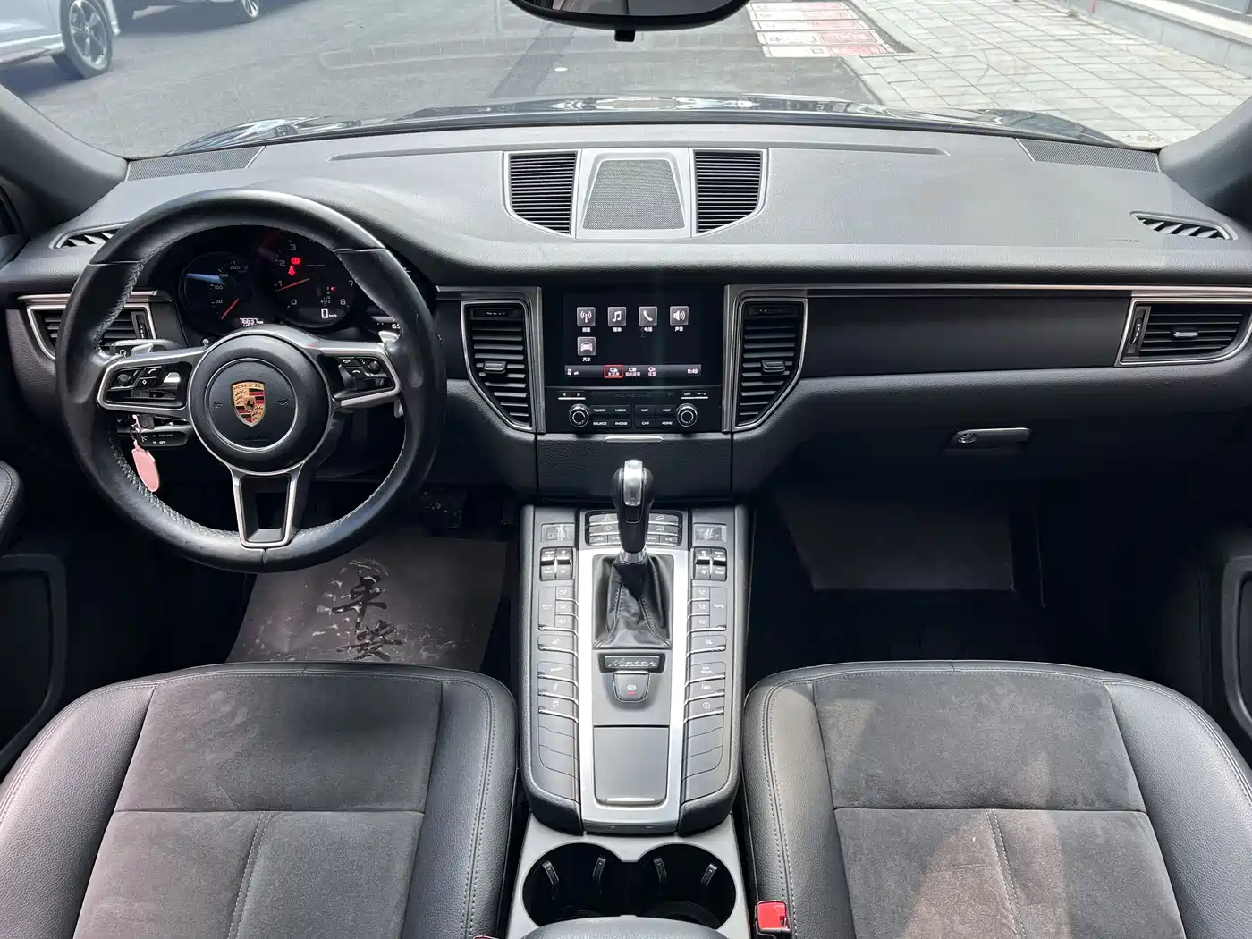 Porsche Macan 2017 Macan 2.0T фото 13