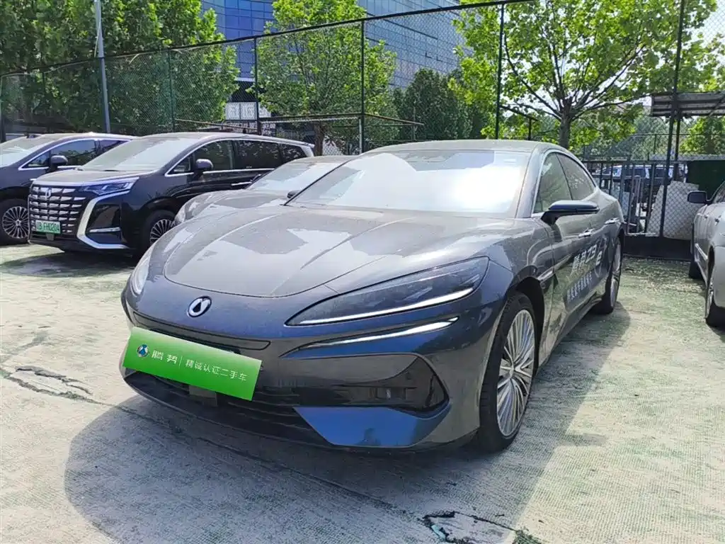 Denza Z9 2024 Model 1100km AWD Ultra Edition