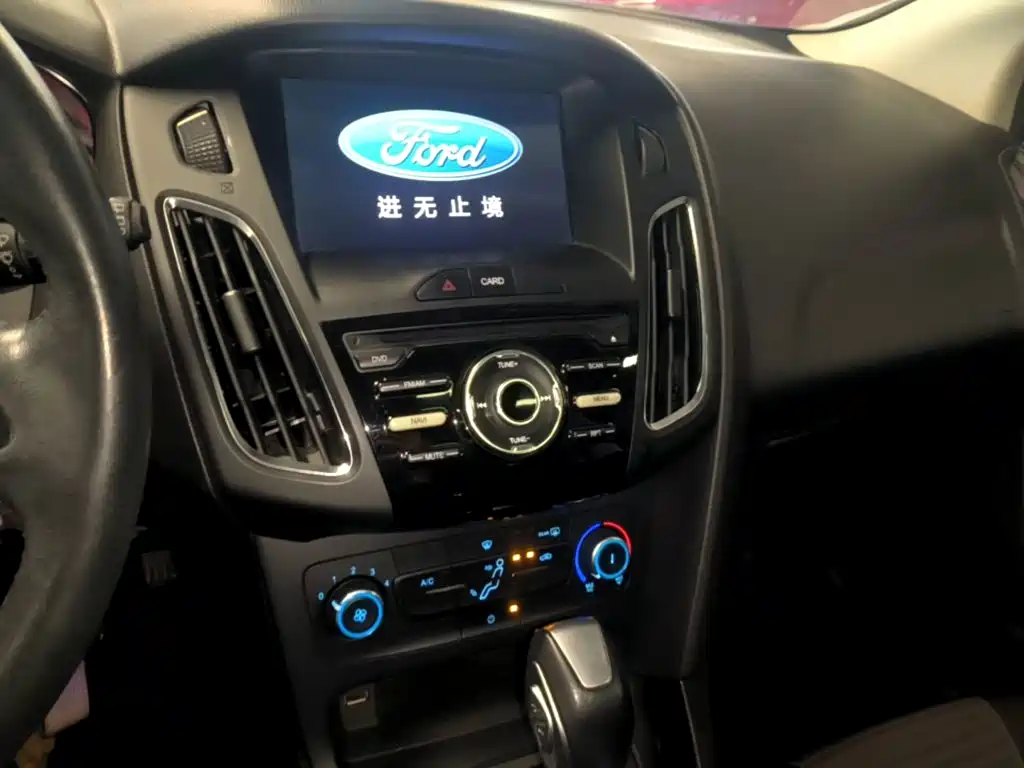 Ford Focus 2019 2018 Hatchback Classic 1.6L Automatic Trend Smart Edition