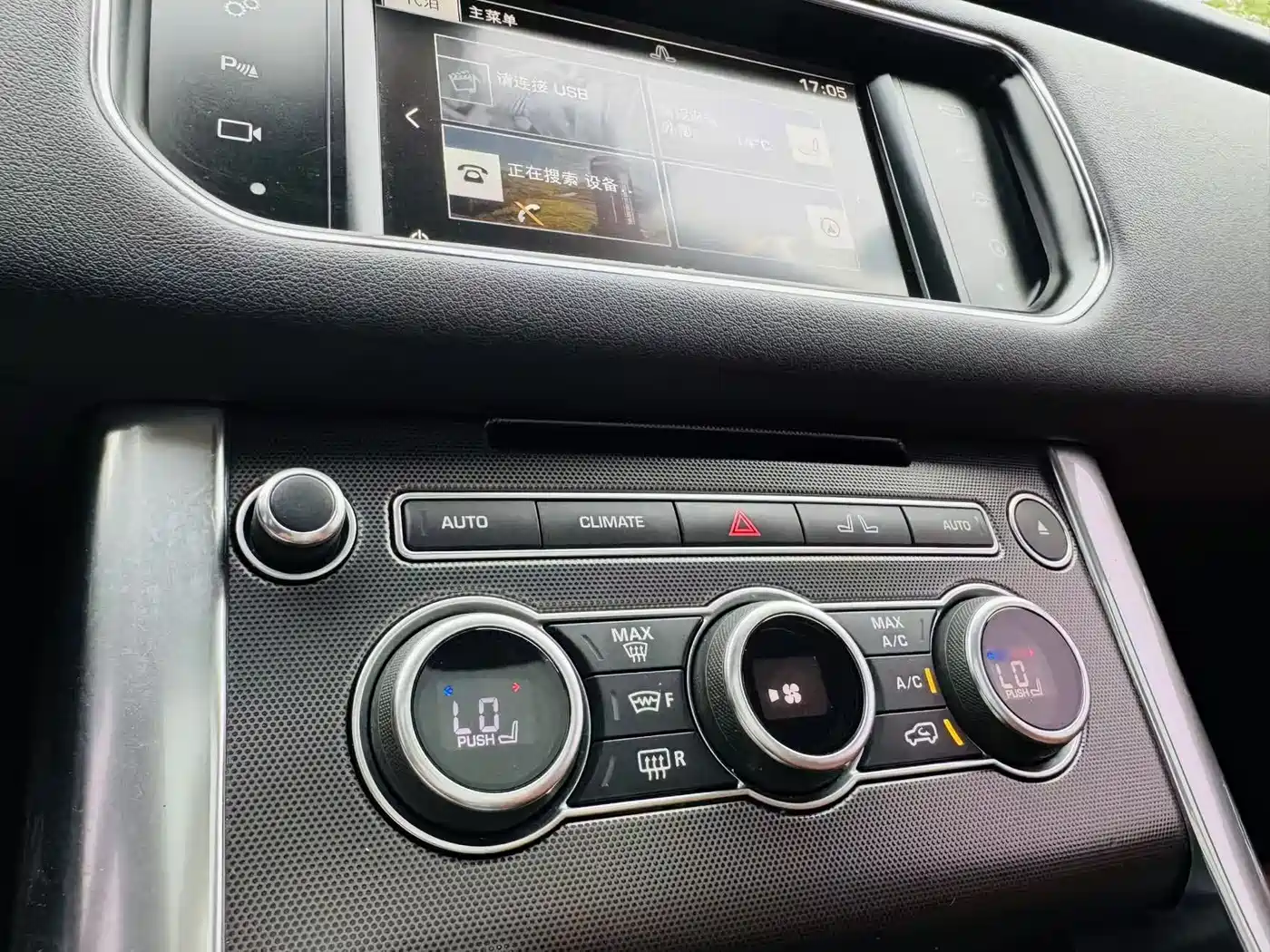 Land Rover Range Rover Sport 2016 Model 3.0 SC V6 HSE DYNAMIC фото 15